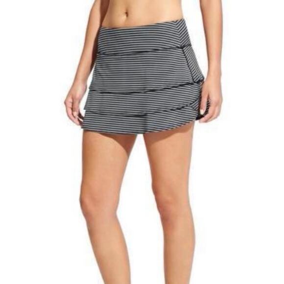 ATHLETA Swagger Mini Skort Black Gray Striped XXS - Picture 1 of 8